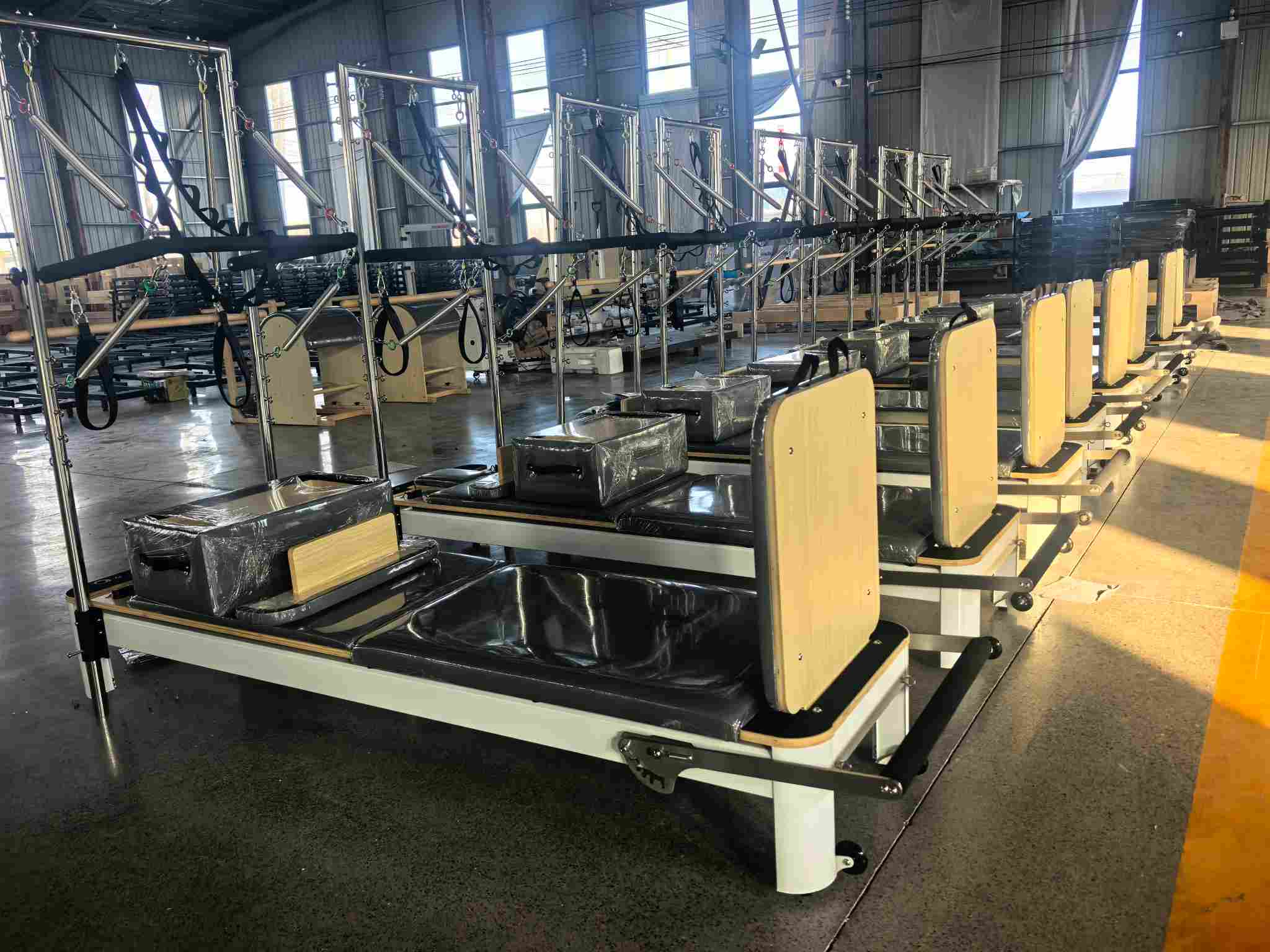 Tömeges szállítási hírek | A Yingruis szupermodell kereskedelmi pilates reformereket a globális piacokra exportálták